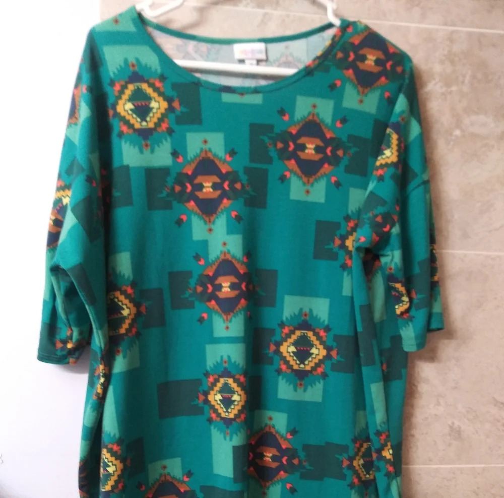 Lularoe med irma aztec print green orange Med M